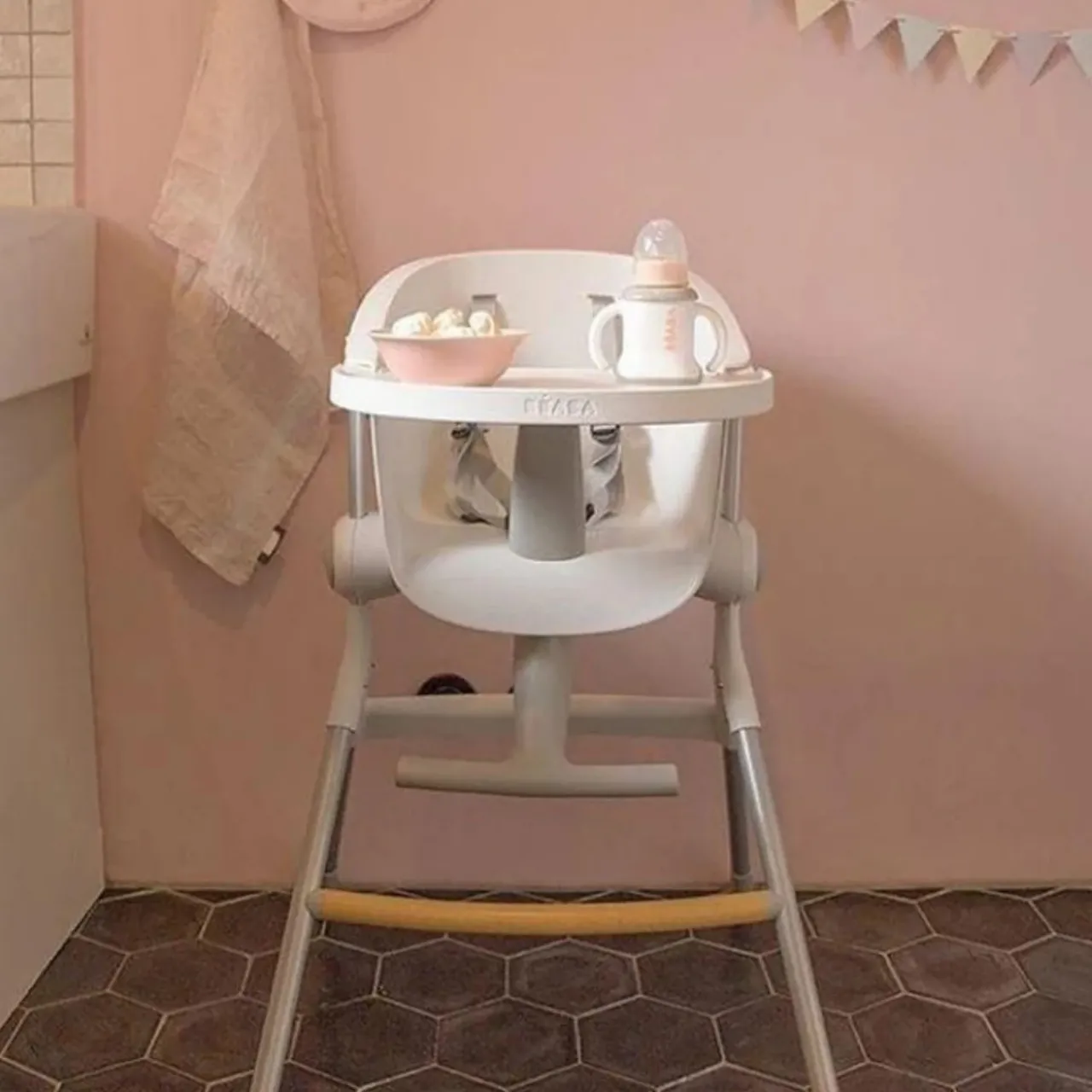 Béaba Beaba Up & Down Highchair White Fashion