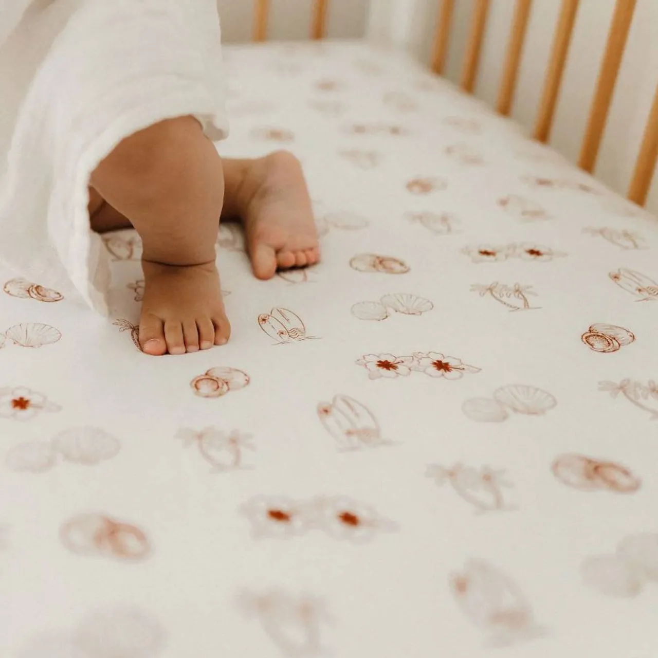 BO & KO Baby Fitted Cot Sheet 70 x 130cm Outlet