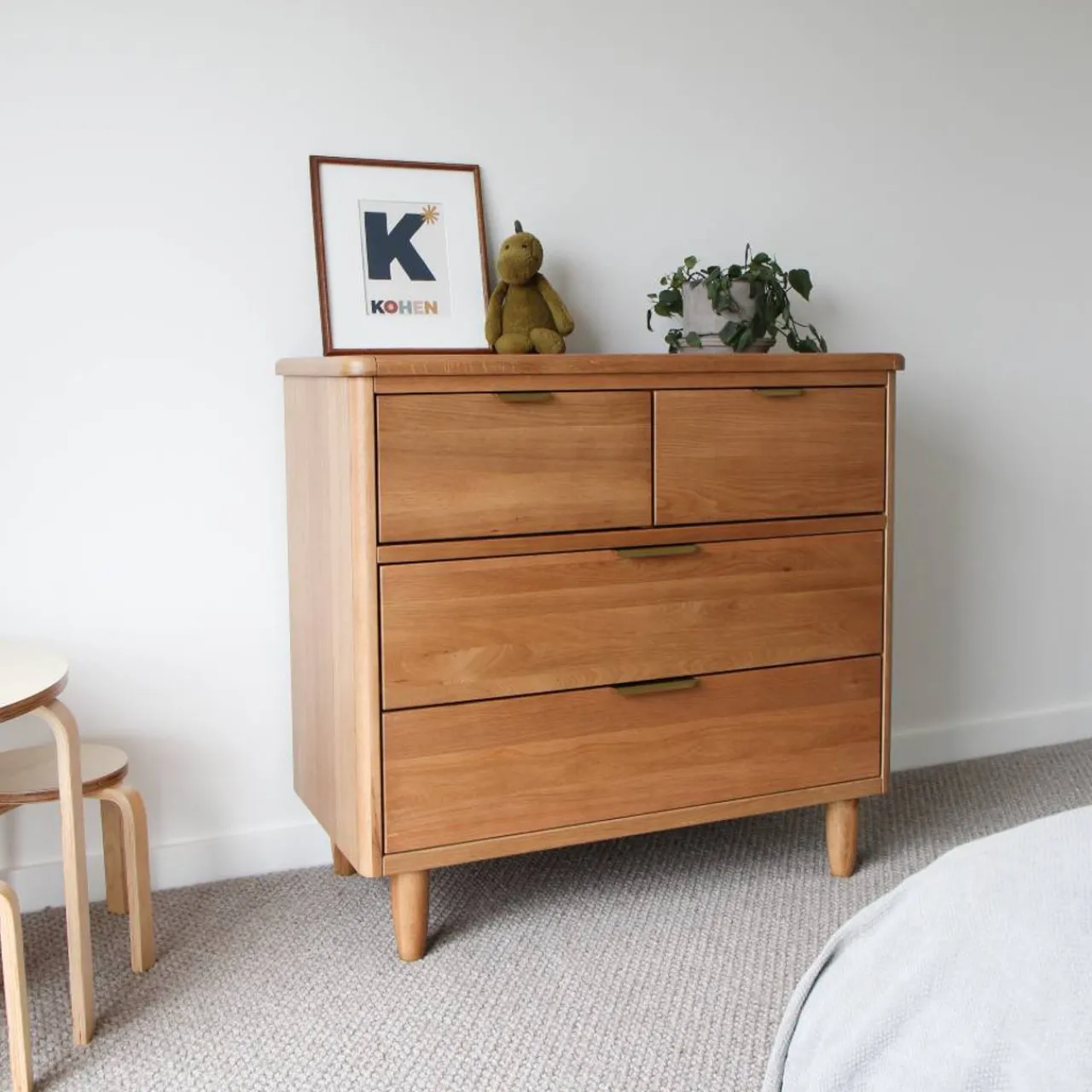 Cariboo George Dresser Natural Oak/Brass Pulls Best