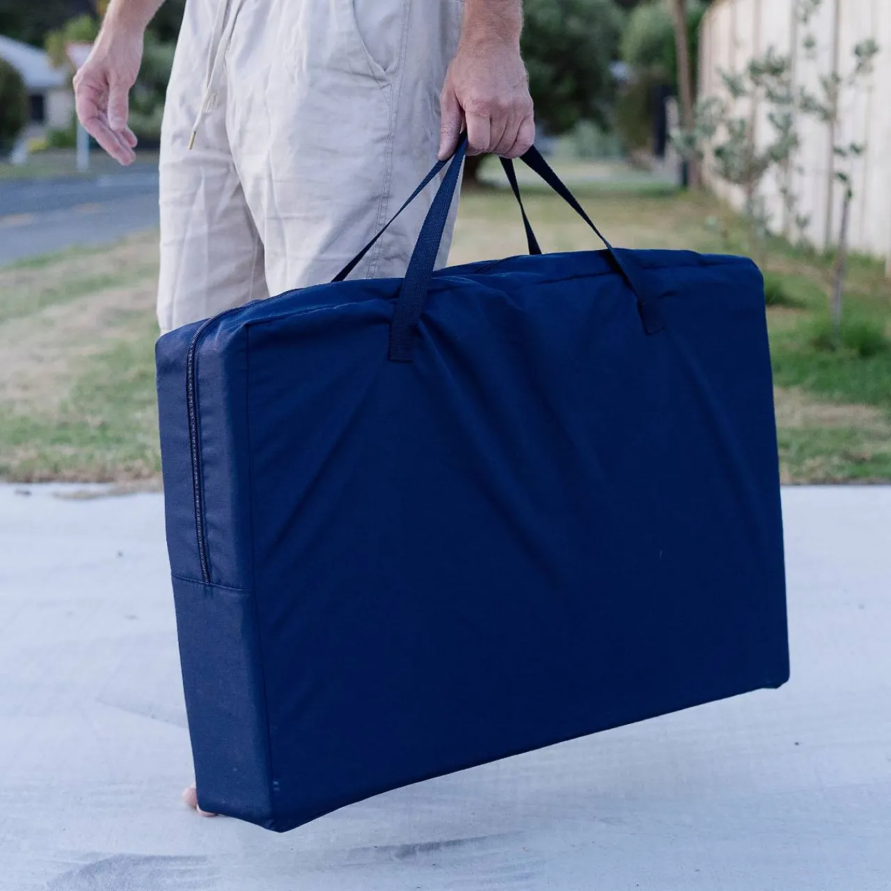 The Sleep Store Drift Travel Cot - Navy Fashion