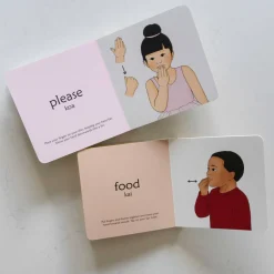 Books First Signs Book - Everyday Words Clearance