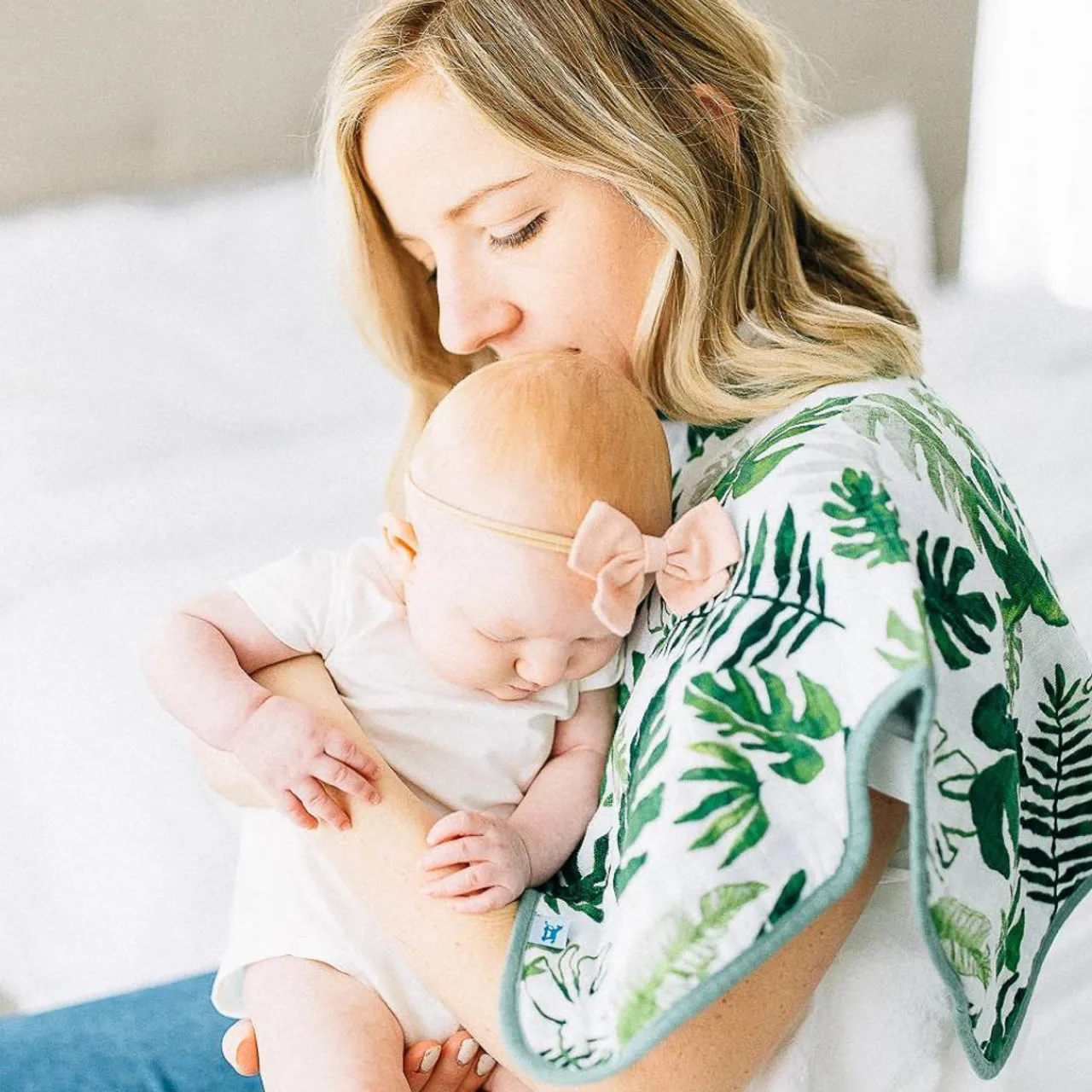 Little Unicorn Muslin Burp Cloth 2 Pack New