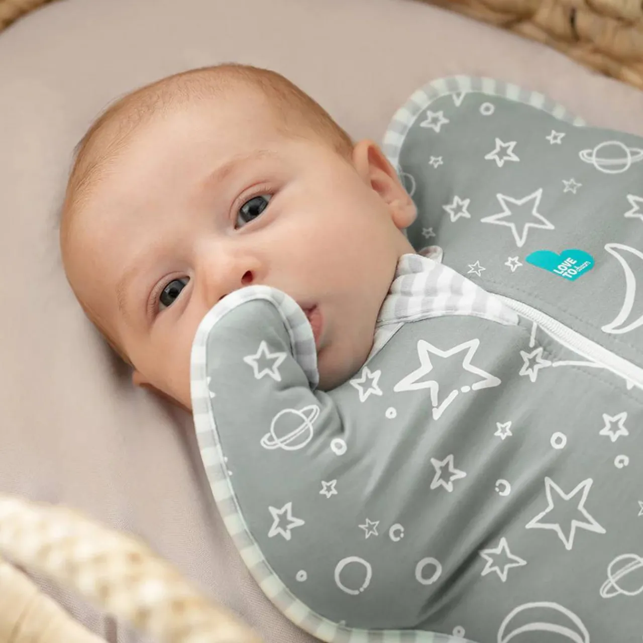 Love to Dream 1.0 tog Swaddle Up Bamboo Hot