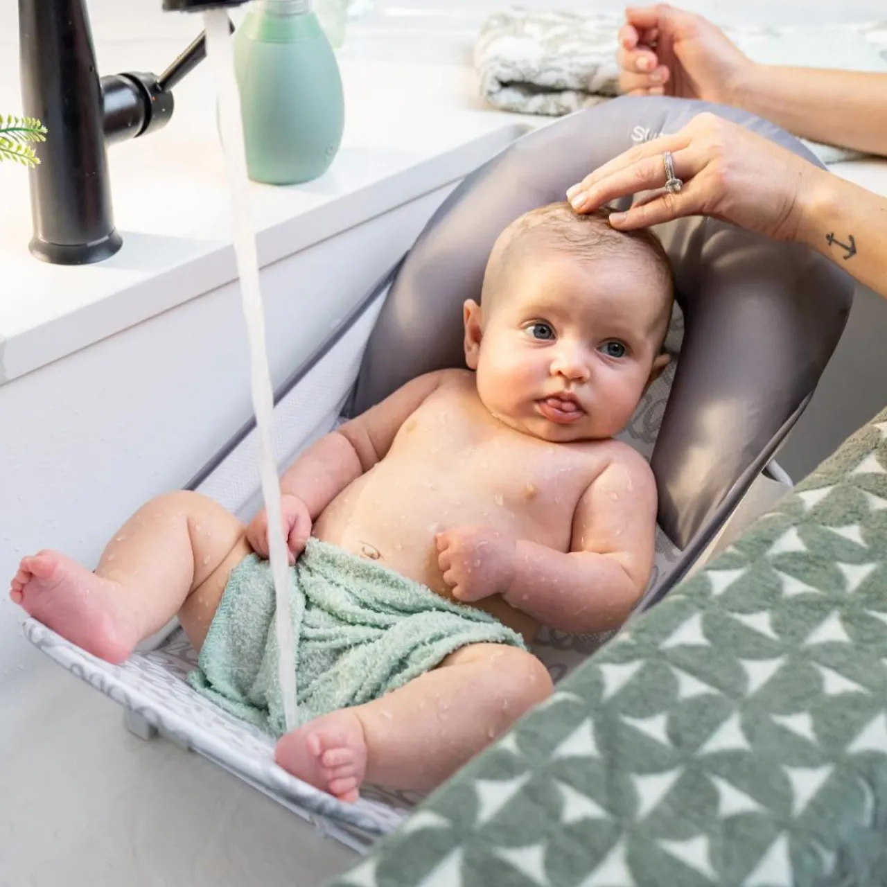 Ingenuity Summer by Foldaway 2-Position Bather Grey New