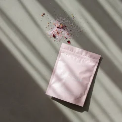 The Skin Kitchen - Vanilla Rose Bath Soak - Clearance Best