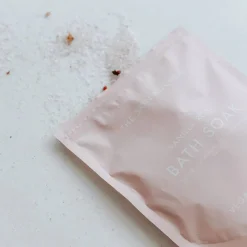 The Skin Kitchen - Vanilla Rose Bath Soak - Clearance Best